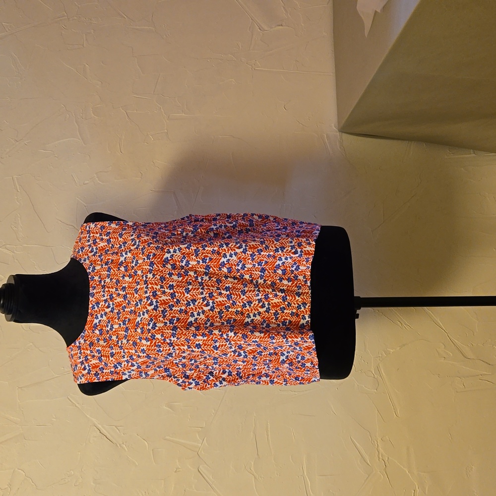 Sleeveless top